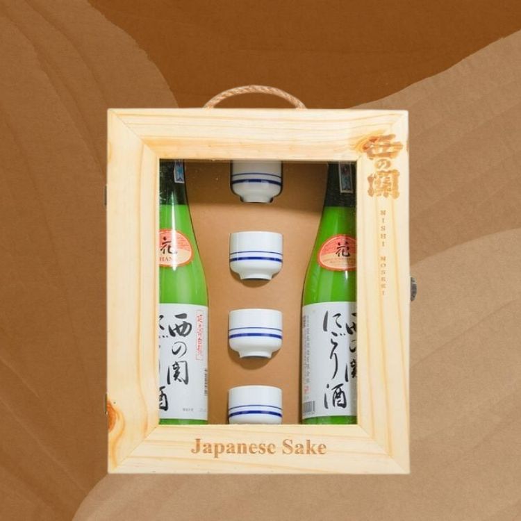 Quà Tết Rượu Sake Nishino Seki Nigori Zake 720ml - Hộp Quà Gỗ