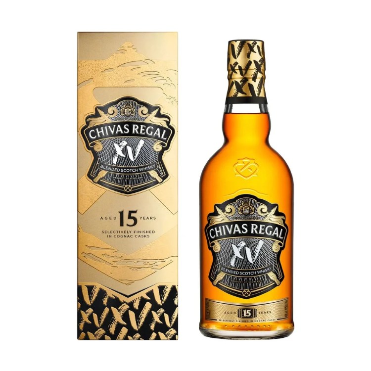 chai rượu chivas 15