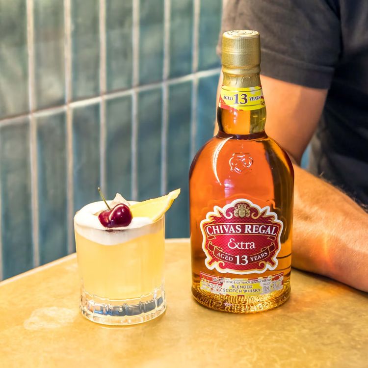 chivas sour cocktail