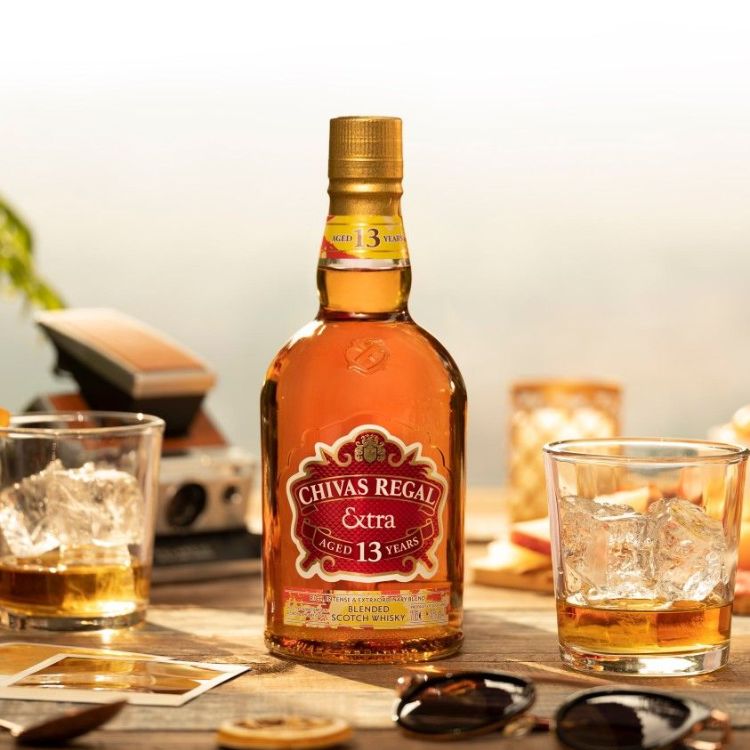 chivas uống với đá