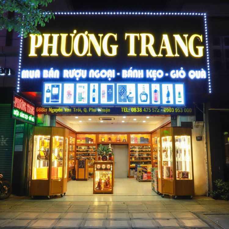 cửa hàng rượu phương trang