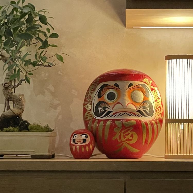 daruma đỏ