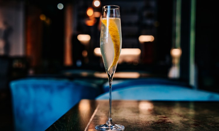french 75 cocktail cognac