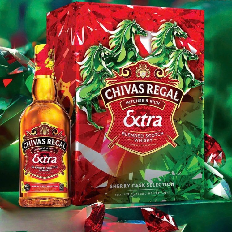 hộp quà tặng rượu chivas 13