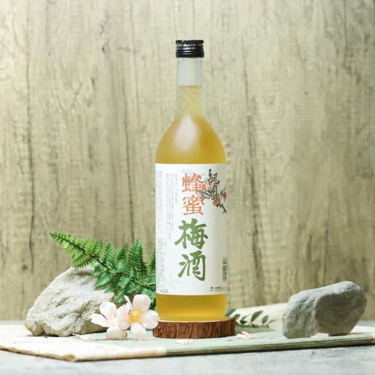 rượu mơ nhật vị mật ong