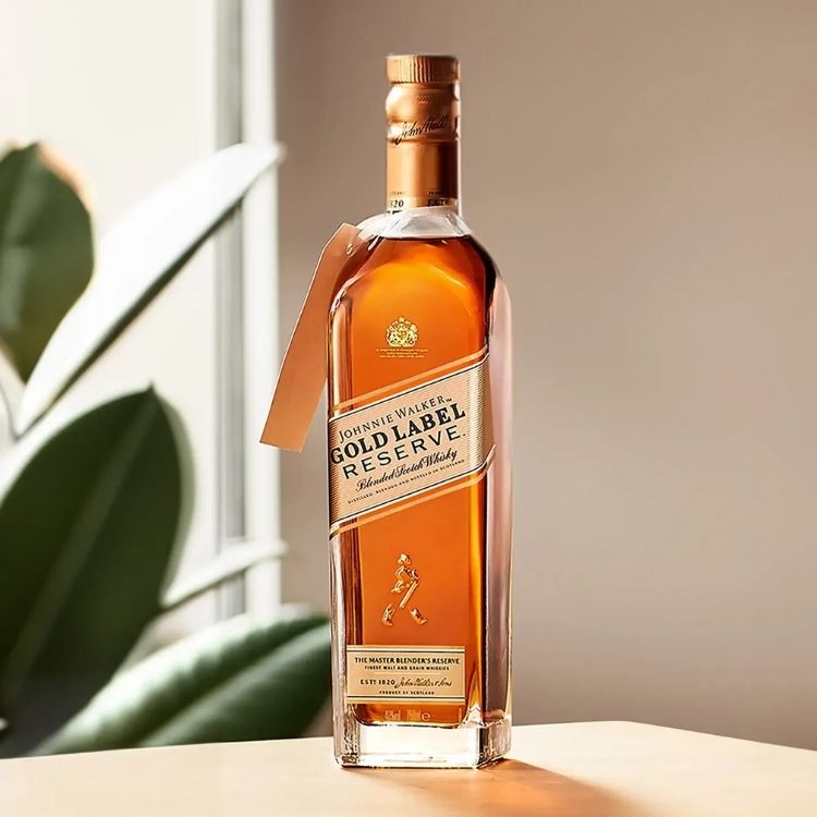 rượu whisky johnnie walker gold