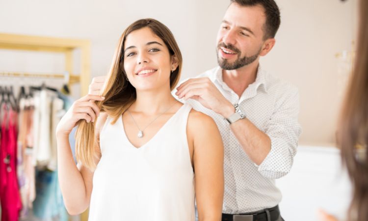 tặng quà sinh nhật cho vợ bằng trang sức