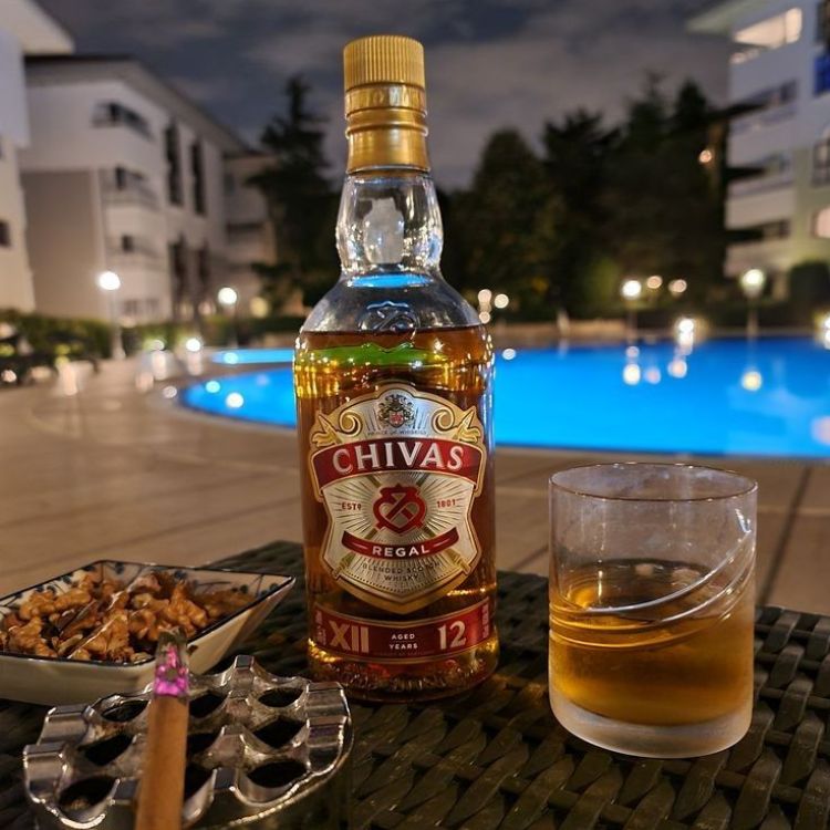 thưởng thức chivas ướp lạnh