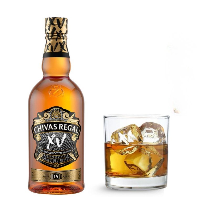 thưởng thức rượu chivas 15