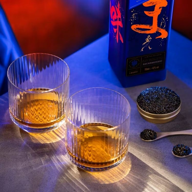 thưởng thức rượu whisky johnnie walker
