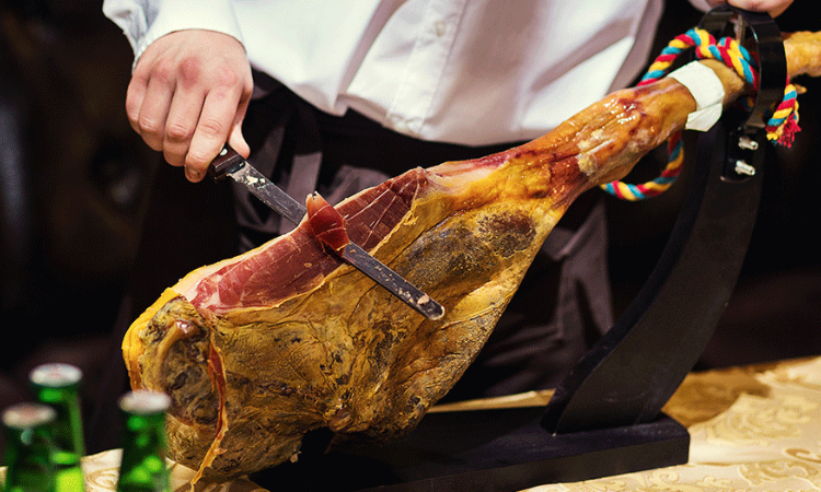 thưởng thức thịt heo iberico