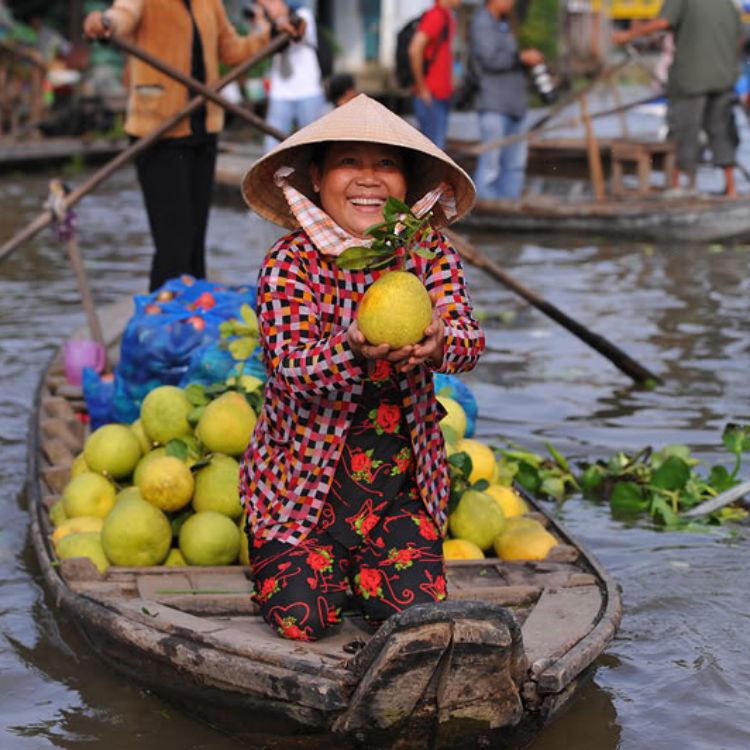 tinh thần hiếu khách của người miền tây