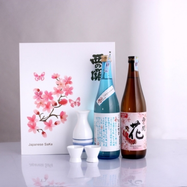Hộp Quà Rượu Sake Nishino Seki Hiya + Hana 720ml - Hoa Anh Đào 